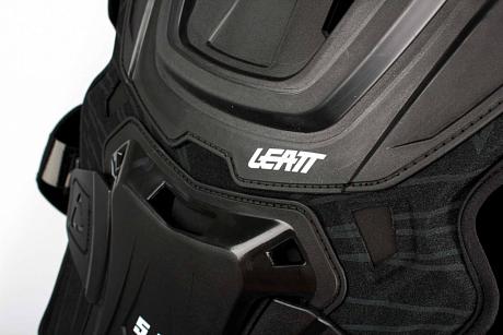 Защита тела Leatt Chest Protector 5.5 Pro, черная XS/L